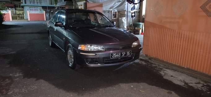 mitsubishi lancer