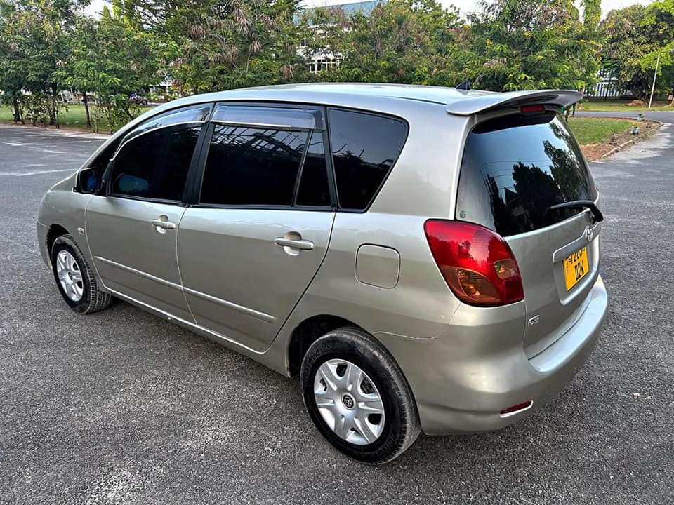 A picture of TOYOTA SPACIO