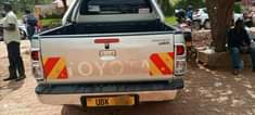 A picture of Toyota Hilux. 0700327795 