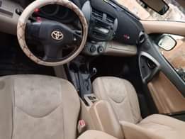 A picture of 2009 toyota rav4 Buy and drive Engine and gear is