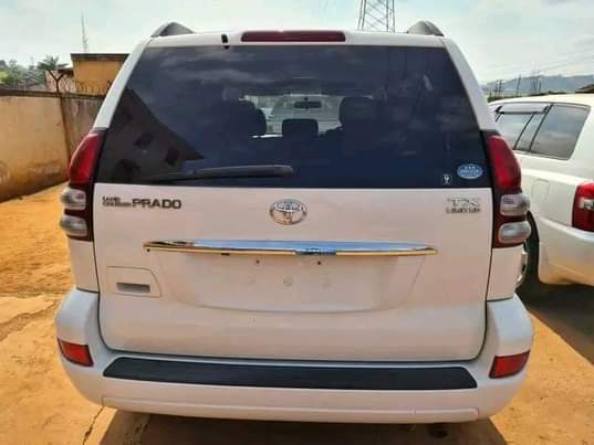A picture of Toyota Land Cruiser TX