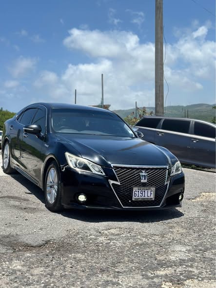 toyota crown