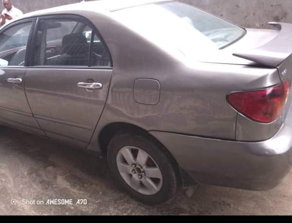 A picture of TOYOTA COROLLA 2004 ENGINE 85 GEAR AC BODY NEEDS LITTLE