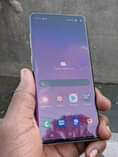 A picture of Samsung s10