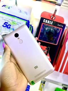 A picture of Redmi note 3
