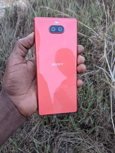 A picture of Sony 8 gb64 ram4 net4g 0686820249