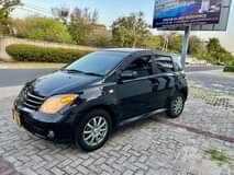 A picture of PRICE 11 3 MIL Contacts 0620858707 0657262757 TOYOTA IST MWAKA