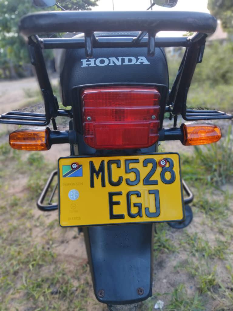 A picture of HONDA ACE MIL 1 850