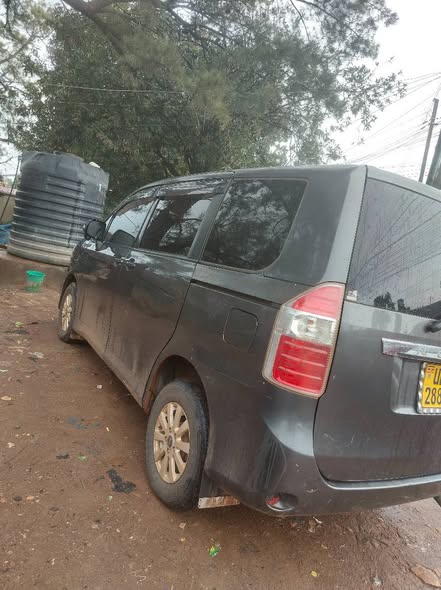 A picture of Toyota Noah 28m money needed