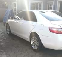 A picture of Toyota Camry 2008 Model Colour white First body beautiful interior