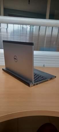 A picture of DELL LATTITUDE 330 UGX 225 000