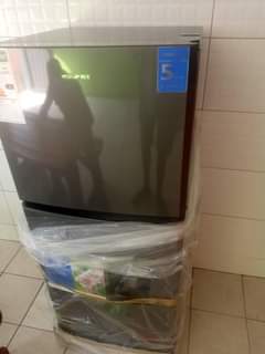 classifieds/fridges