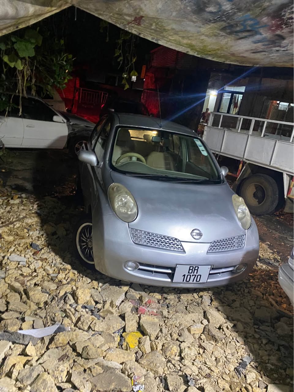 used nissan march