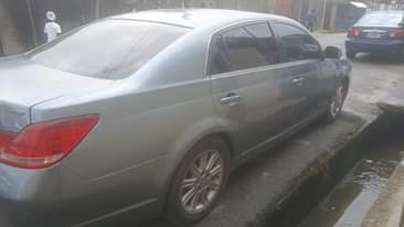 A picture of Toyota AVALON