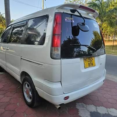 A picture of Call 0689336075 TOYOTA NOAH SR 40 MODEL 1998 ENGINE 3S