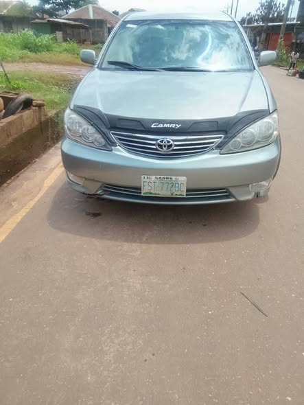 A picture of TOYOTA Camry