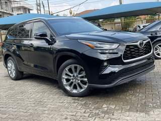 A picture of Toyota highlander 2020