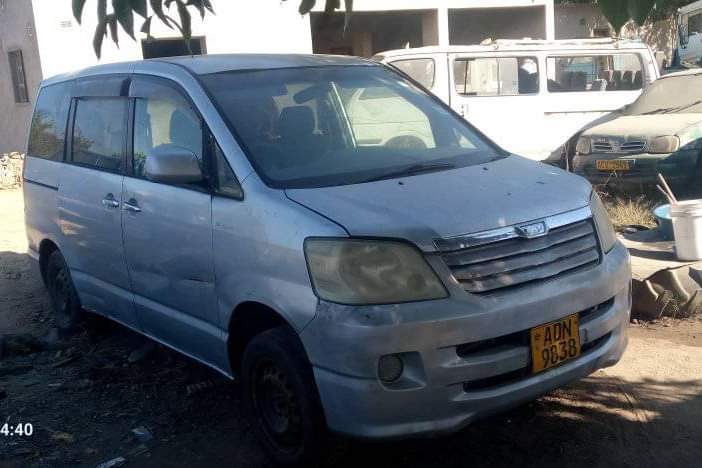 used toyota noah