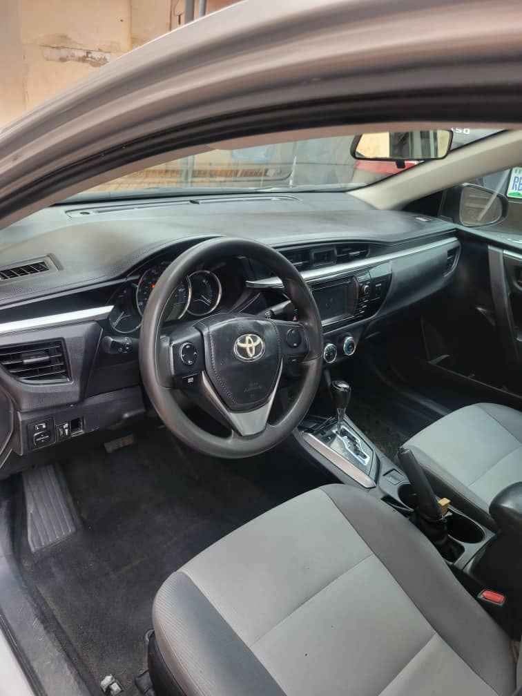 A picture of Toyota Corolla 2015