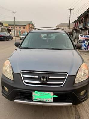 A picture of 2006 Honda CRV 1st body Sharp engine gear and break