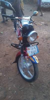 A picture of 2022 TV s star 125