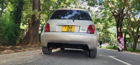 A picture of 0682392682 TOYOTA IST DFU Year model 2003 4 Engine 2nz