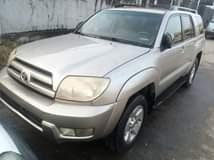 A picture of 2004 Toyota 4 Runner Faulty Engine