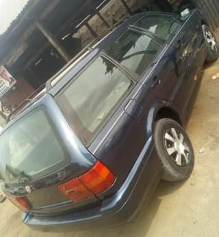 A picture of Volkswagen Passat wagon Super V4 Engine Condition straight body no