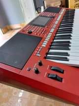 pianos