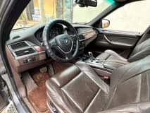 A picture of BMW X5