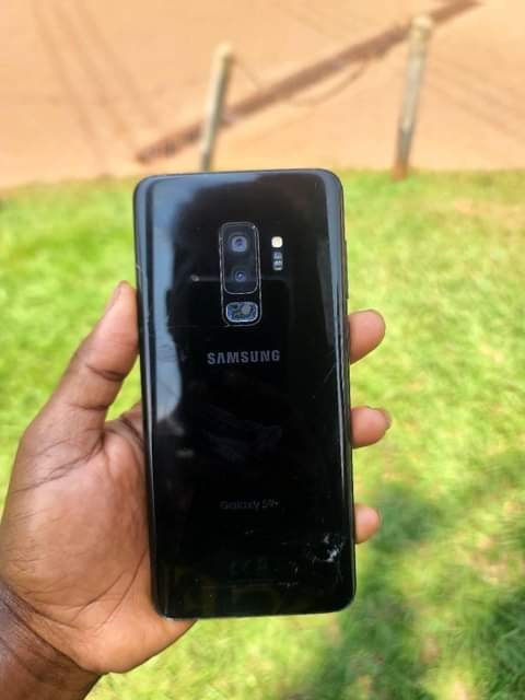 A picture of Samsung s9 