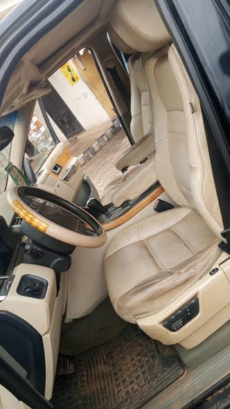 A picture of Range Rover