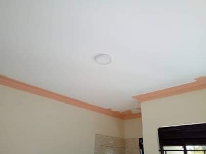 A picture of Double rooms self contained for rent at UGX250.000 in Mpererwe
