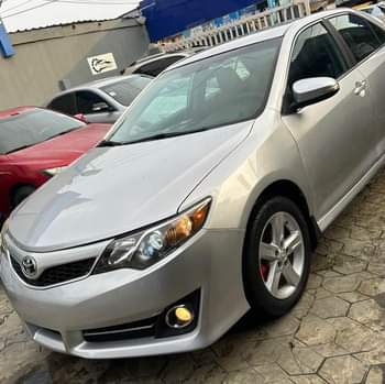 A picture of Toyota Camry 2013