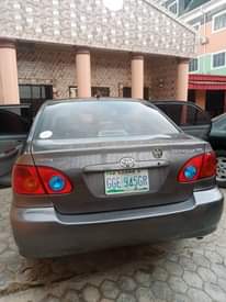 A picture of 2003 04 Toyota Corolla