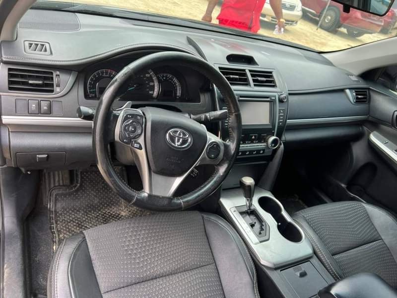 A picture of Tokunbo 2013 Toyota Camry SE leather Rev cam V4 powered