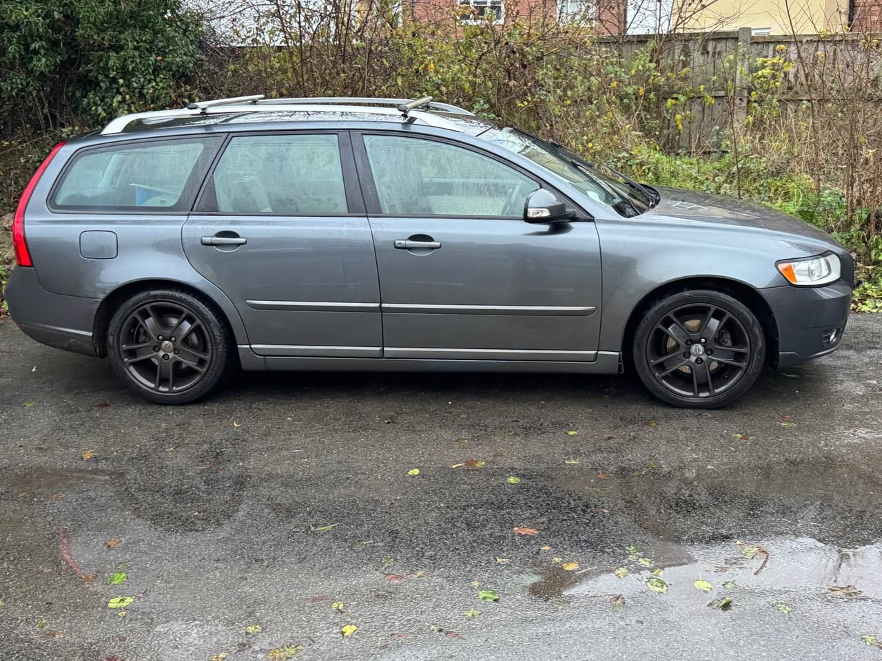 volvo v50