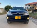 A picture of TOYOTA FORTUNER