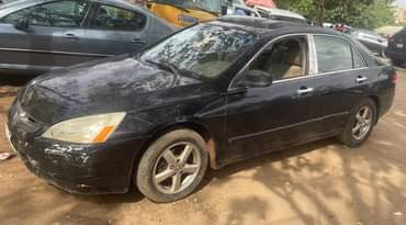 A picture of Honda Accord EOD untempered engine and gear plus chilling AC
