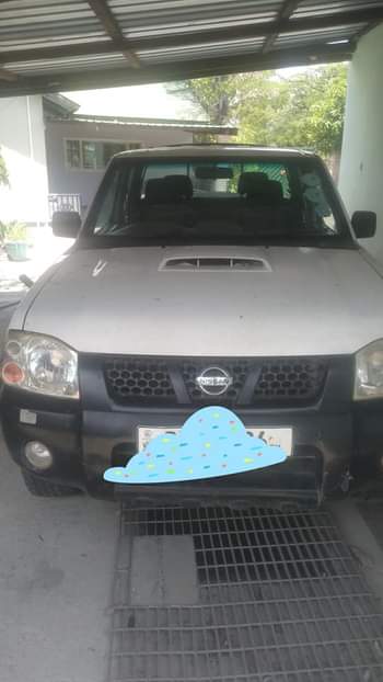 used nissan hardbody