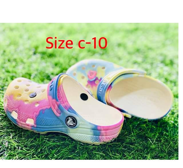 crocs