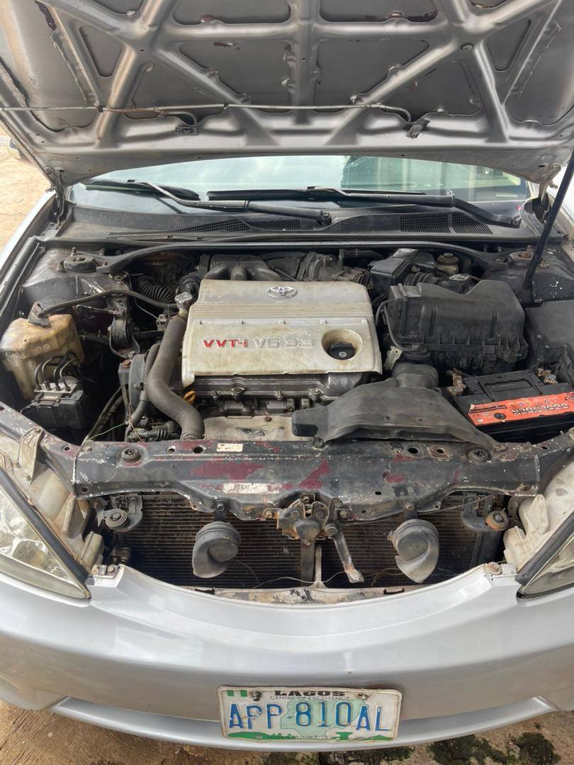 A picture of Toyota Camry 05