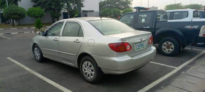 A picture of 2004 Toyota corolla 2004