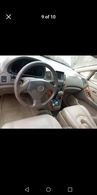 A picture of Lexus Rx300 jeep Front wheel drive 2.850.00 Ojo Iba lasu