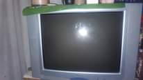 A picture of We fix broken electronic devices Tvs microwave plasma washing machine