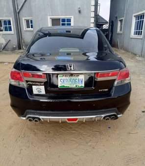A picture of 2009 Honda Accord Buy and use 2 3m last Agent