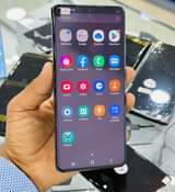 A picture of SAMSUNG S20