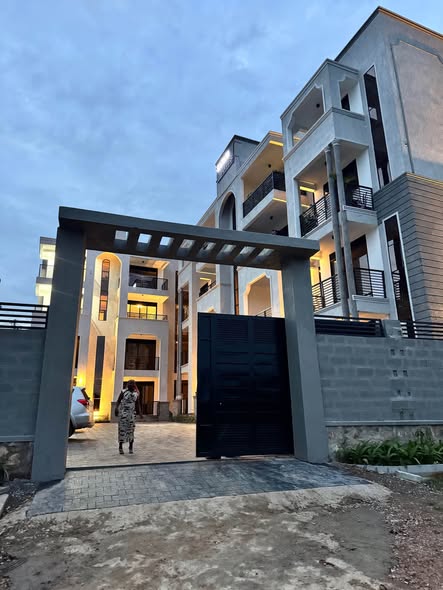 A picture of Apartments for rent located in Garuga