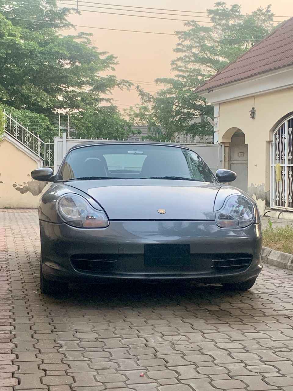 A picture of Porsche boxster 986