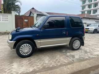 used mitsubishi pajero